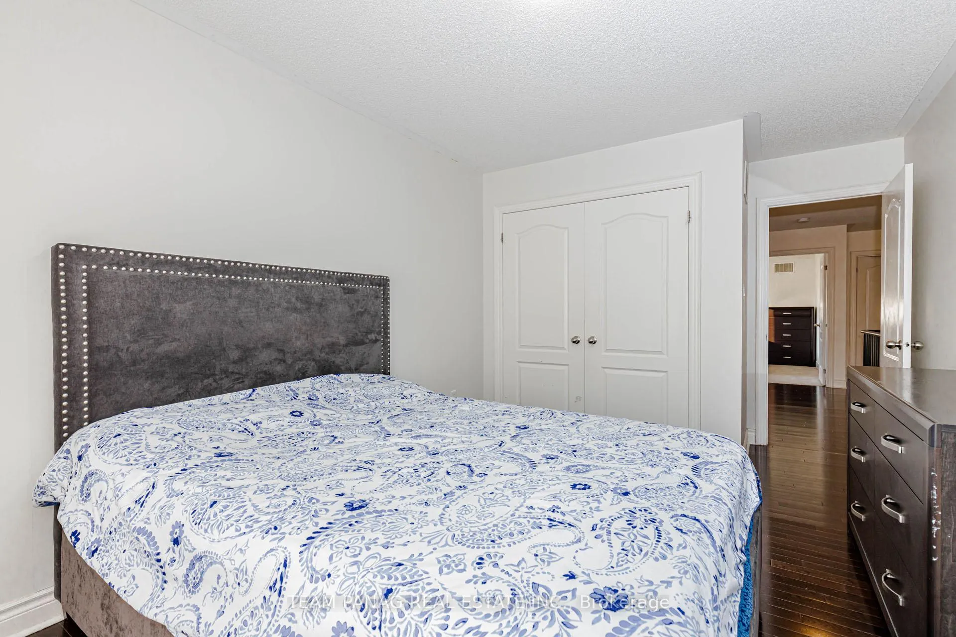 Photo 40 of 4 Bassett Crescent, Brampton, Credit Valley — HOMEH
