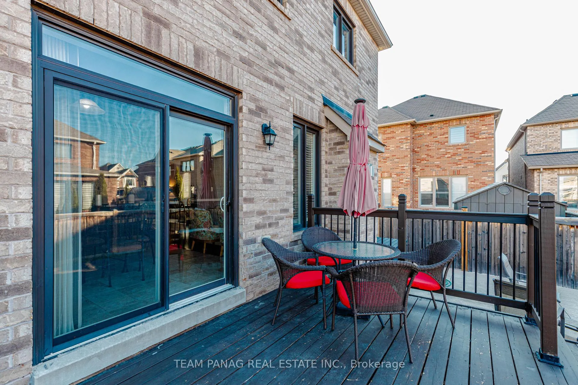 Photo 41 of 4 Bassett Crescent, Brampton, Credit Valley — HOMEH