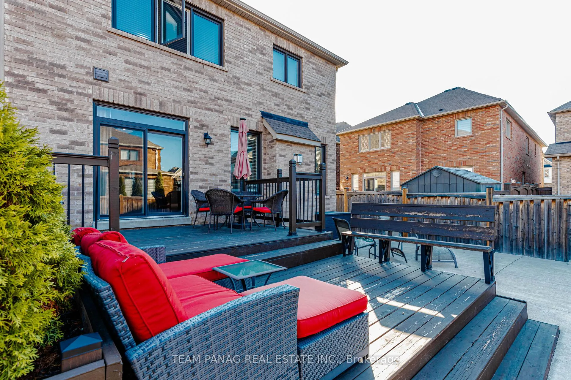 Photo 44 of 4 Bassett Crescent, Brampton, Credit Valley — HOMEH