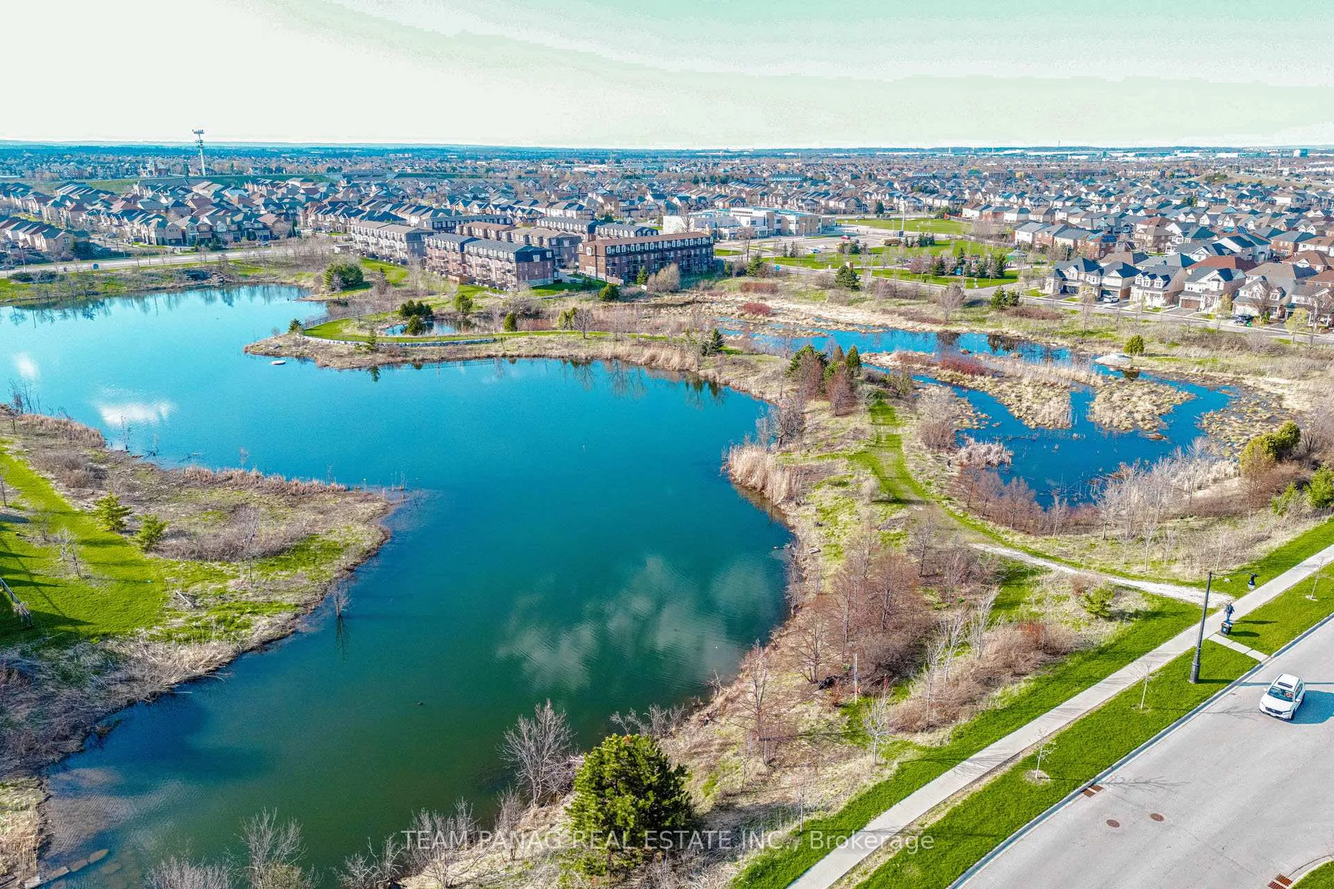 Photo 48 of 4 Bassett Crescent, Brampton, Credit Valley — HOMEH