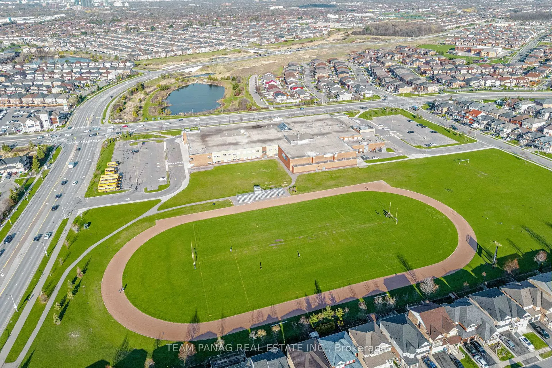 Photo 50 of 4 Bassett Crescent, Brampton, Credit Valley — HOMEH