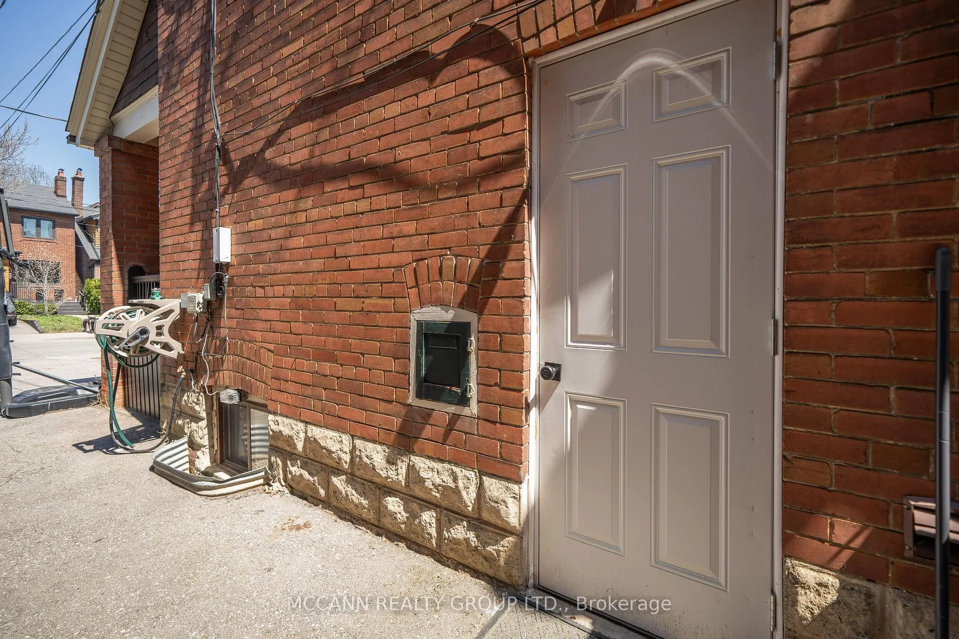 Photo 30 of 93 Brookdale Avenue, Toronto, Lawrence Park North — HOMEH