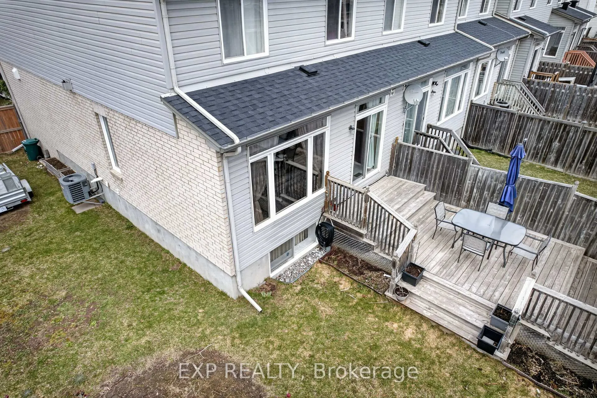 Photo 21 of 301 Brigitta Street, Ottawa, Kanata - Emerald Meadows/Trailwest — HOMEH