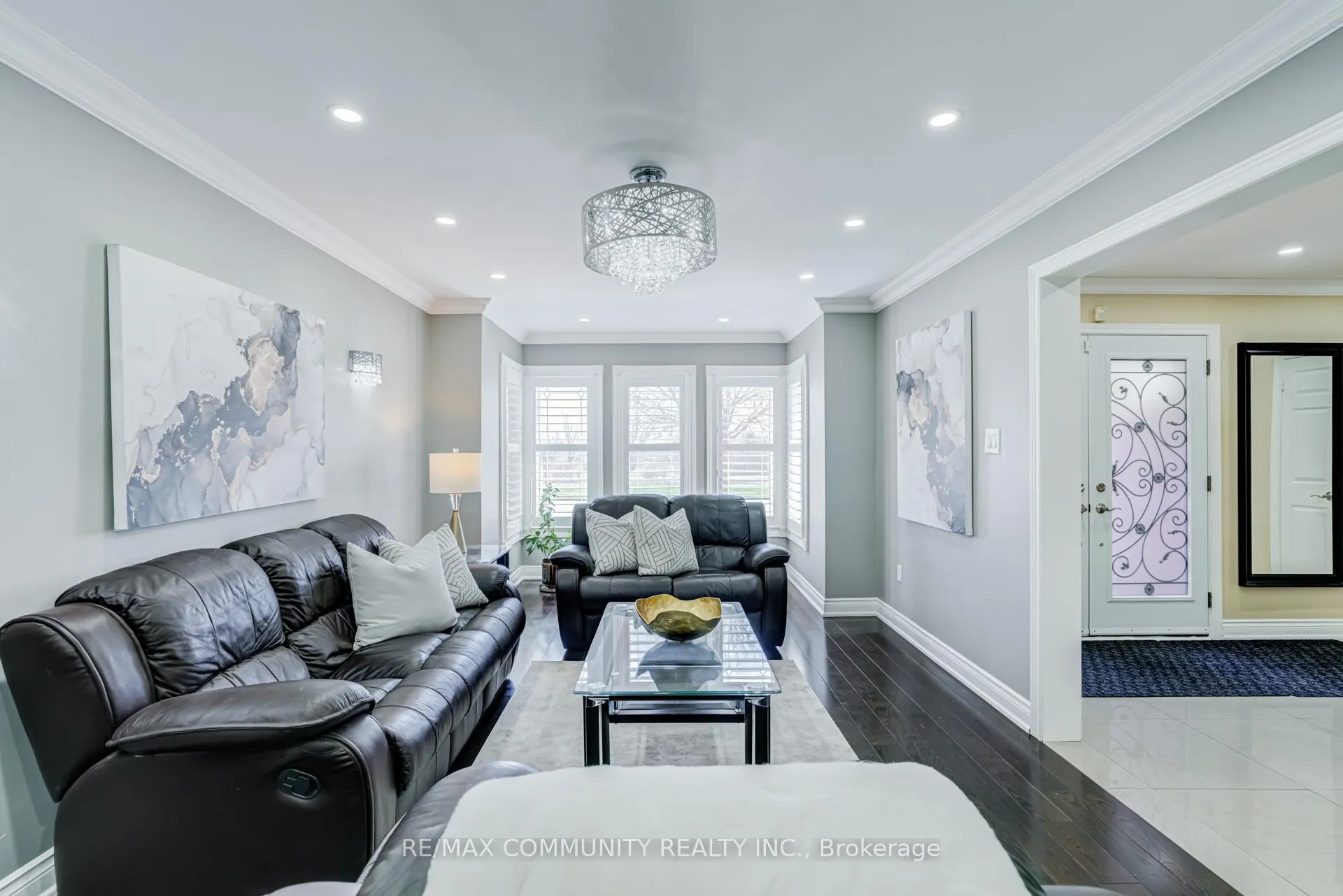 Photo 6 of 24 Marydale Avenue, Markham, Middlefield — HOMEH