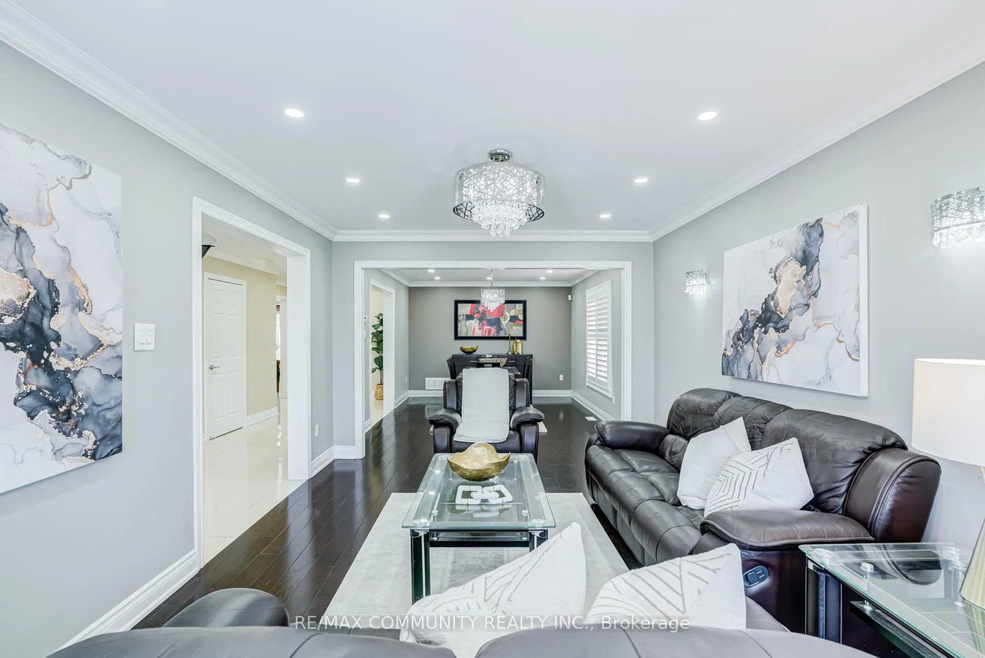 Photo 7 of 24 Marydale Avenue, Markham, Middlefield — HOMEH