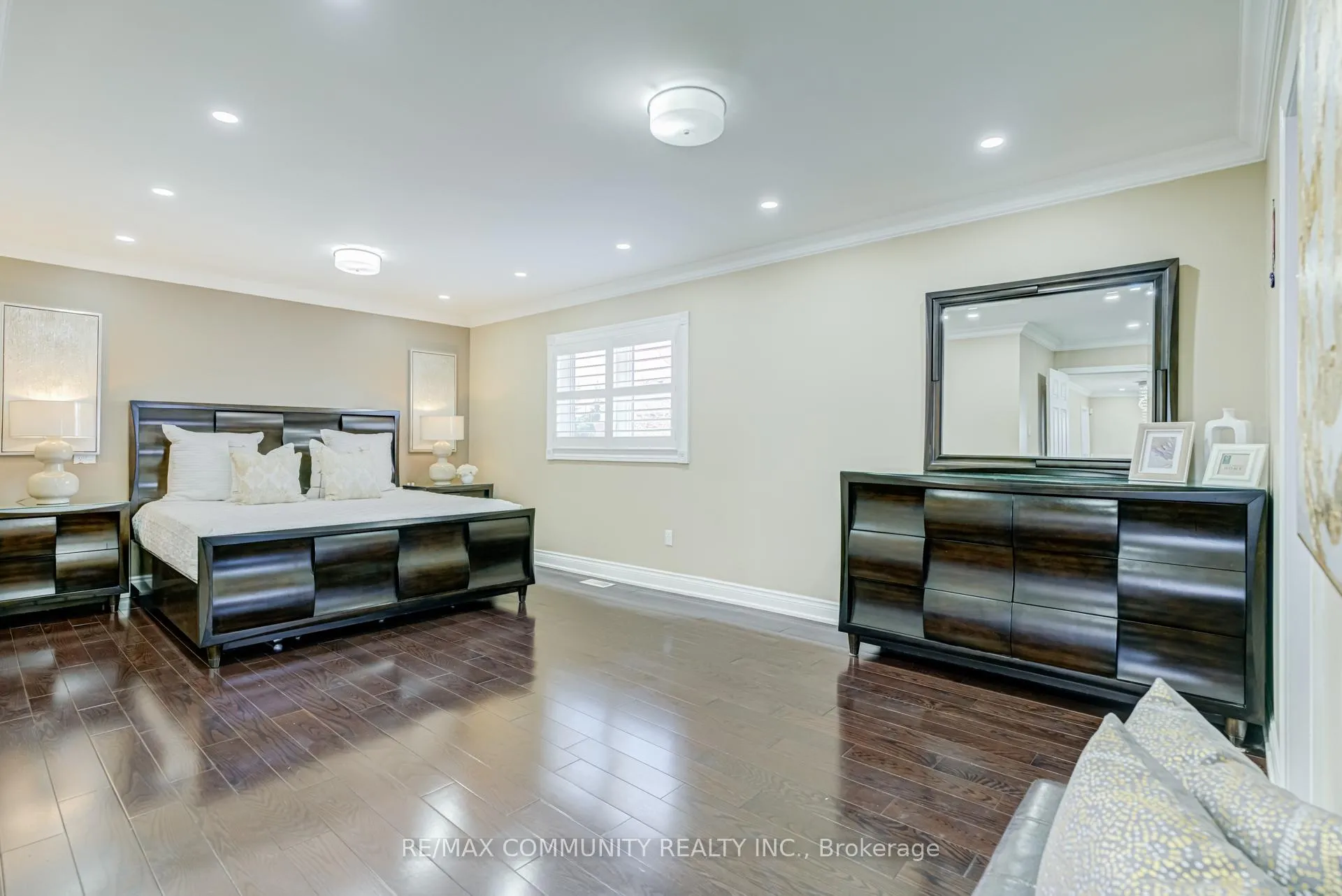 Photo 21 of 24 Marydale Avenue, Markham, Middlefield — HOMEH