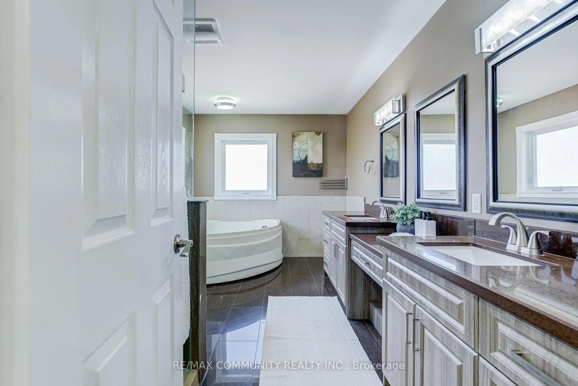 Photo 23 of 24 Marydale Avenue, Markham, Middlefield — HOMEH
