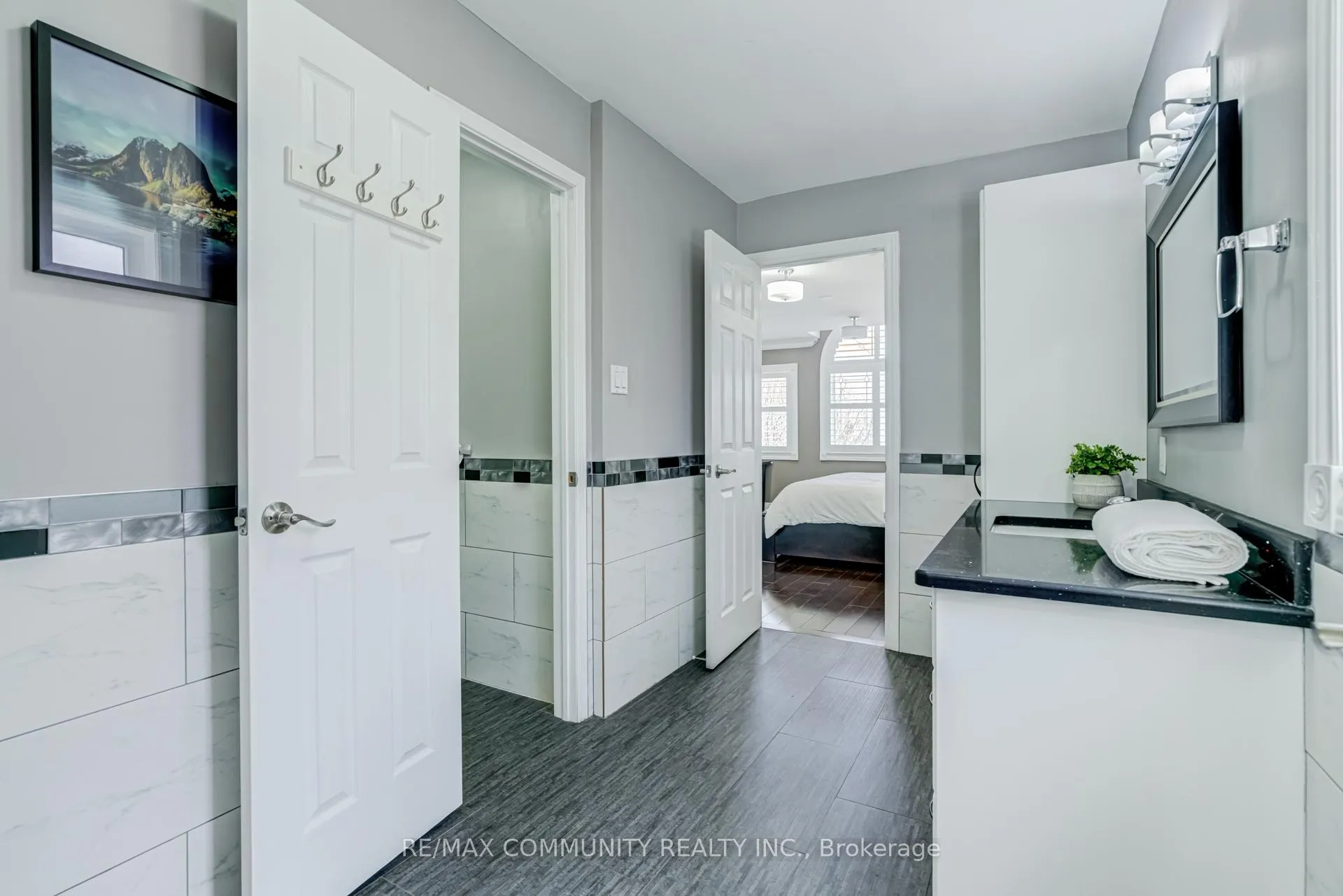 Photo 29 of 24 Marydale Avenue, Markham, Middlefield — HOMEH