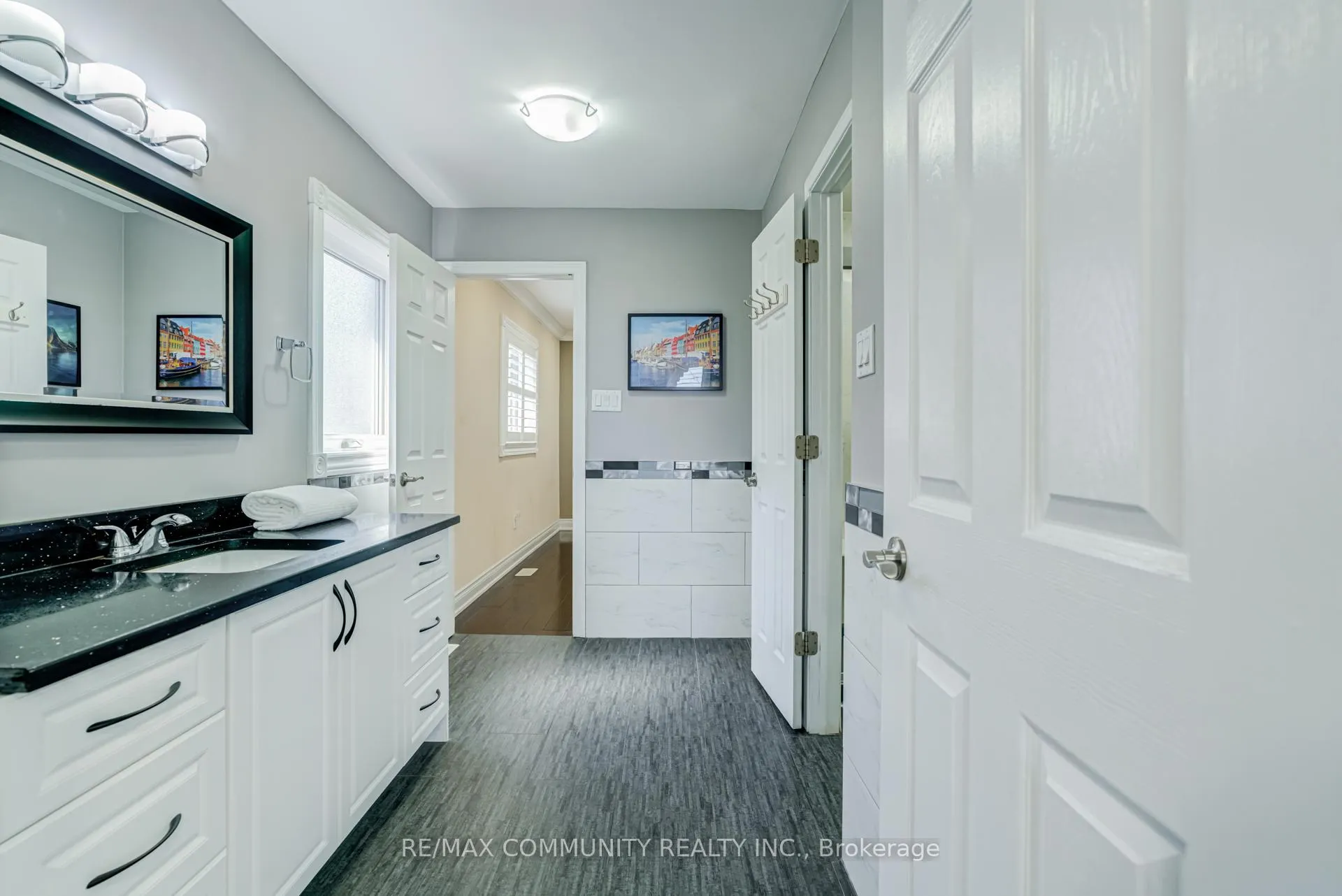 Photo 32 of 24 Marydale Avenue, Markham, Middlefield — HOMEH
