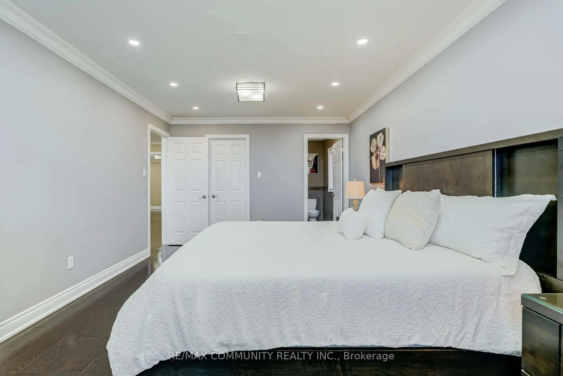 Photo 35 of 24 Marydale Avenue, Markham, Middlefield — HOMEH