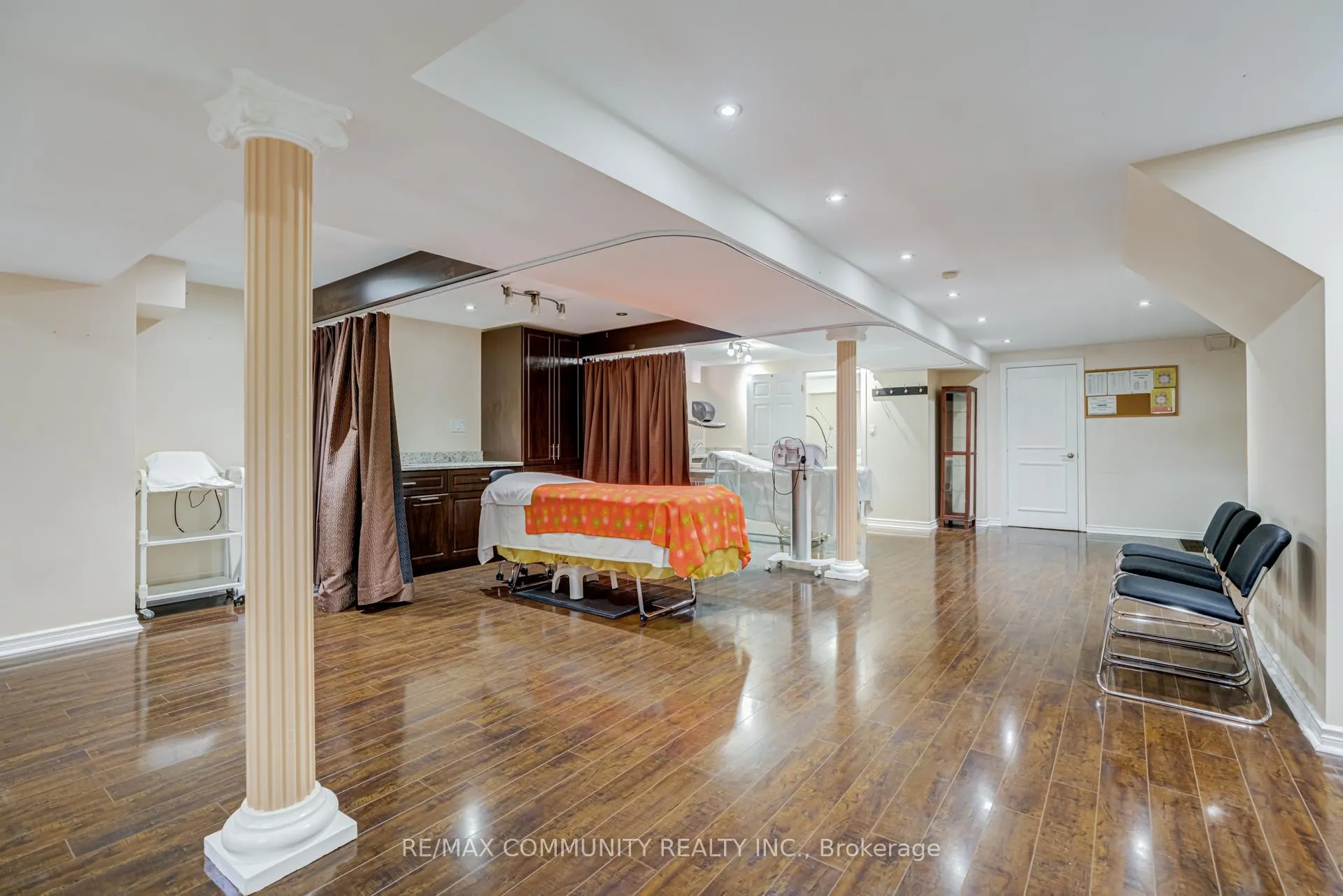 Photo 40 of 24 Marydale Avenue, Markham, Middlefield — HOMEH