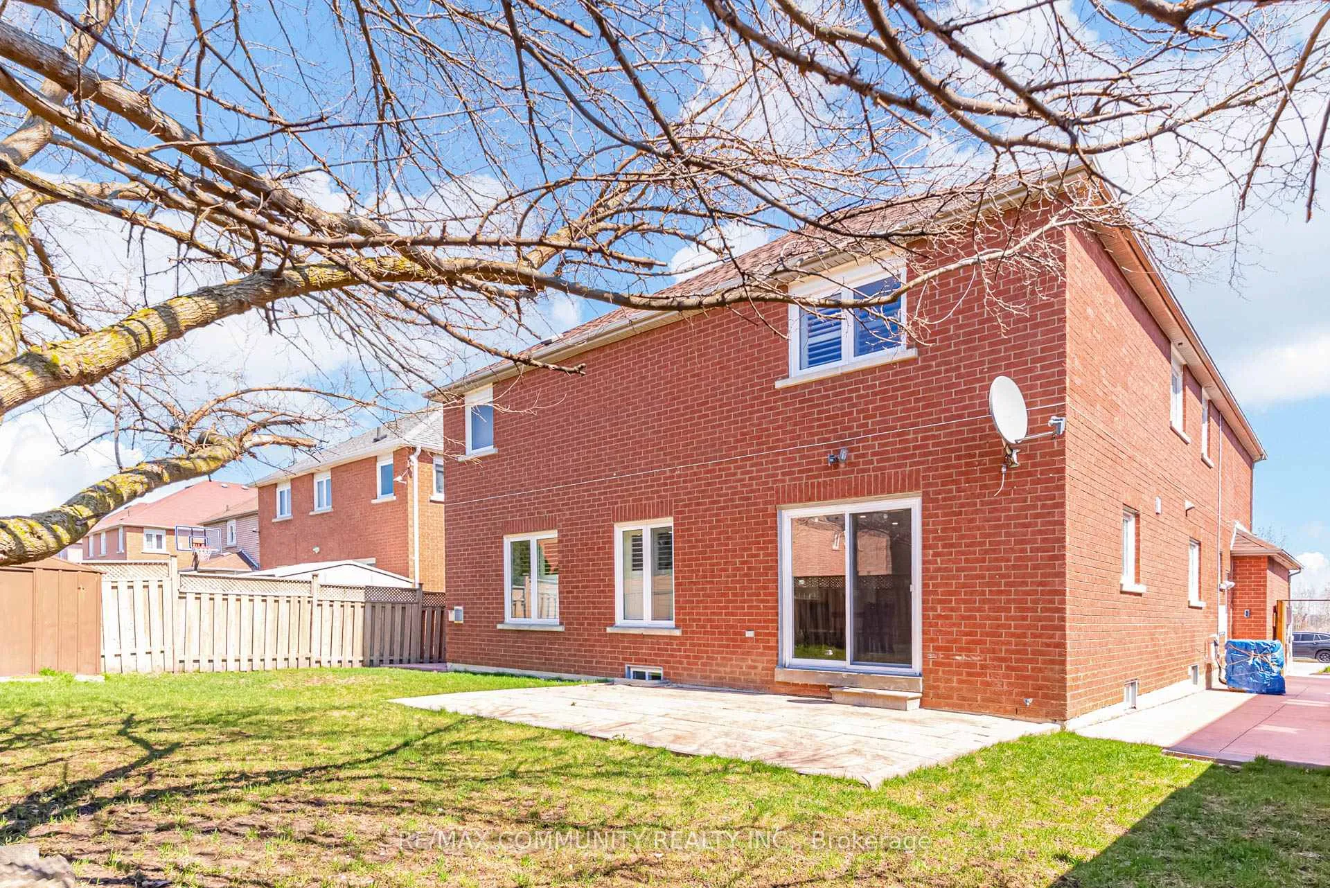 Photo 49 of 24 Marydale Avenue, Markham, Middlefield — HOMEH