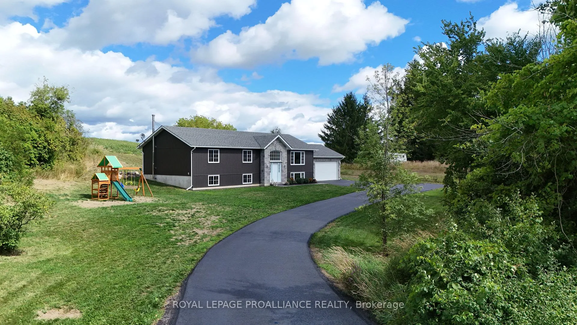 Photo 3 of 426 Free Road, Quinte West, Murray Ward — HOMEH