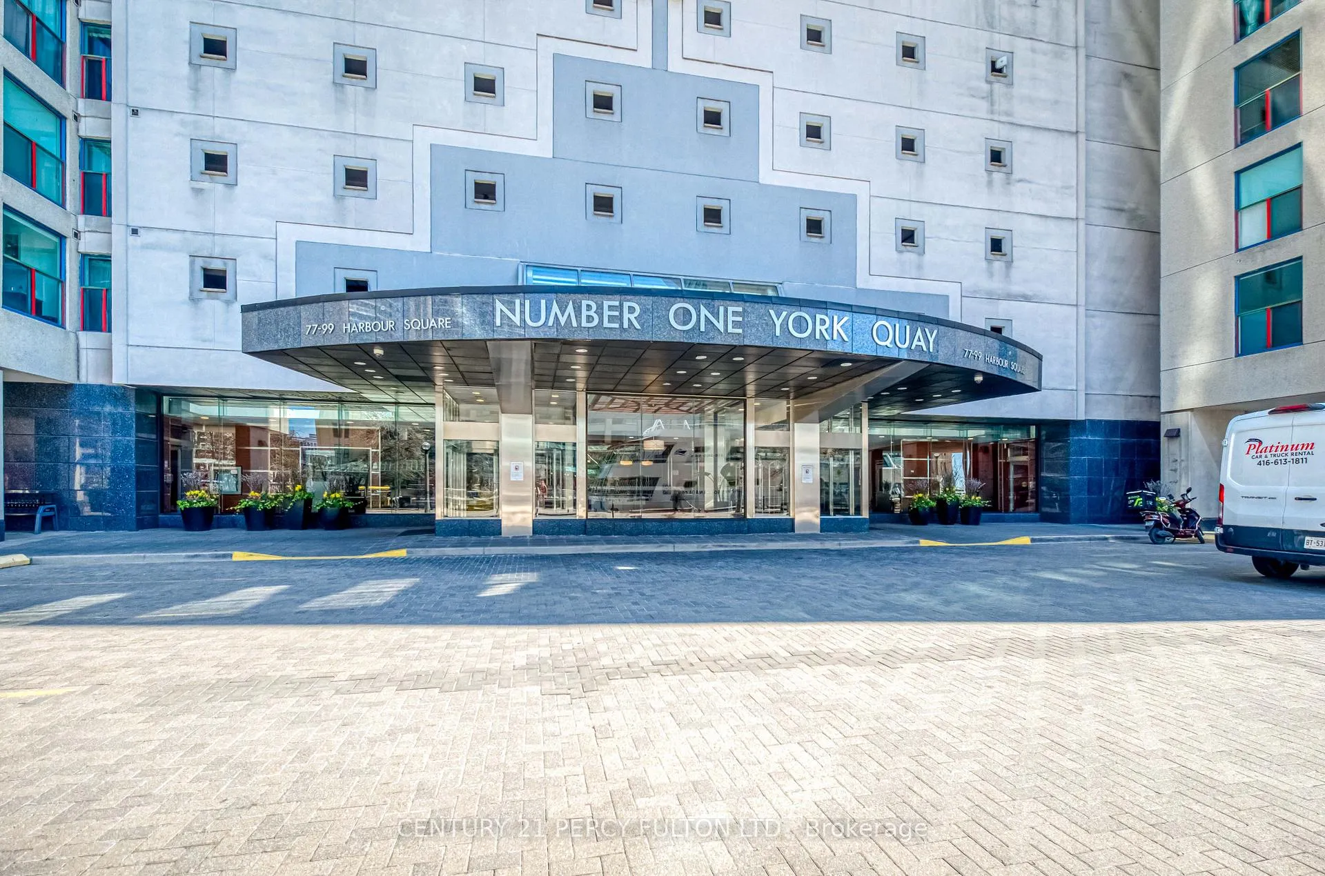 Photo 3 of Unit 1508, 77 Harbour Square, Toronto, Waterfront Communities — HOMEH