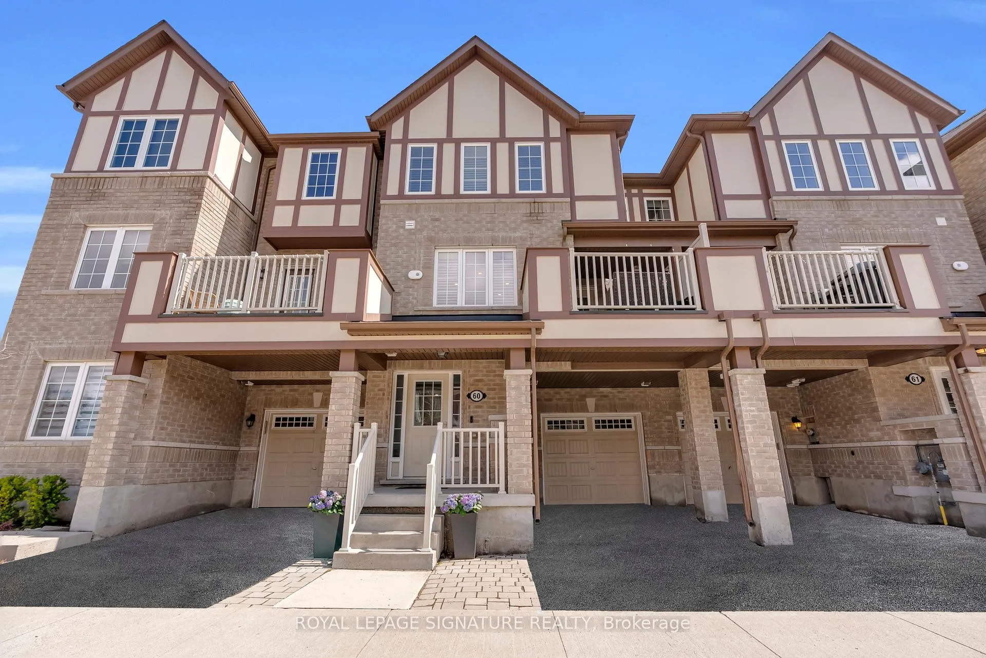 Photo 1 of Unit 60, 22 Spring Creek Drive, Hamilton, Waterdown — HOMEH