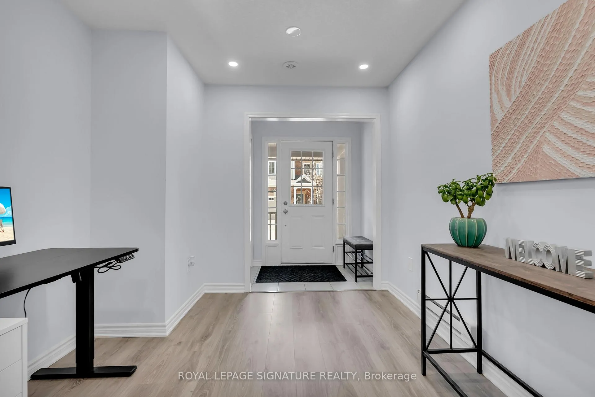Photo 3 of Unit 60, 22 Spring Creek Drive, Hamilton, Waterdown — HOMEH