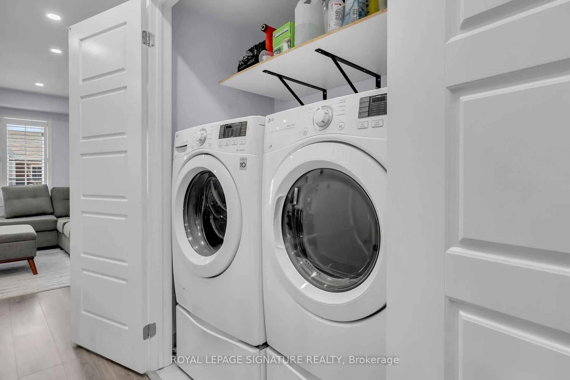 Photo 16 of Unit 60, 22 Spring Creek Drive, Hamilton, Waterdown — HOMEH