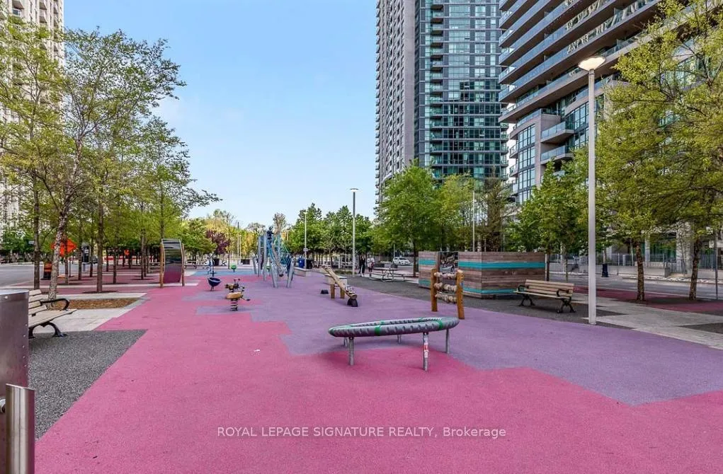 Photo 18 of Unit 522, 35 Bastion Street, Toronto, Niagara — HOMEH