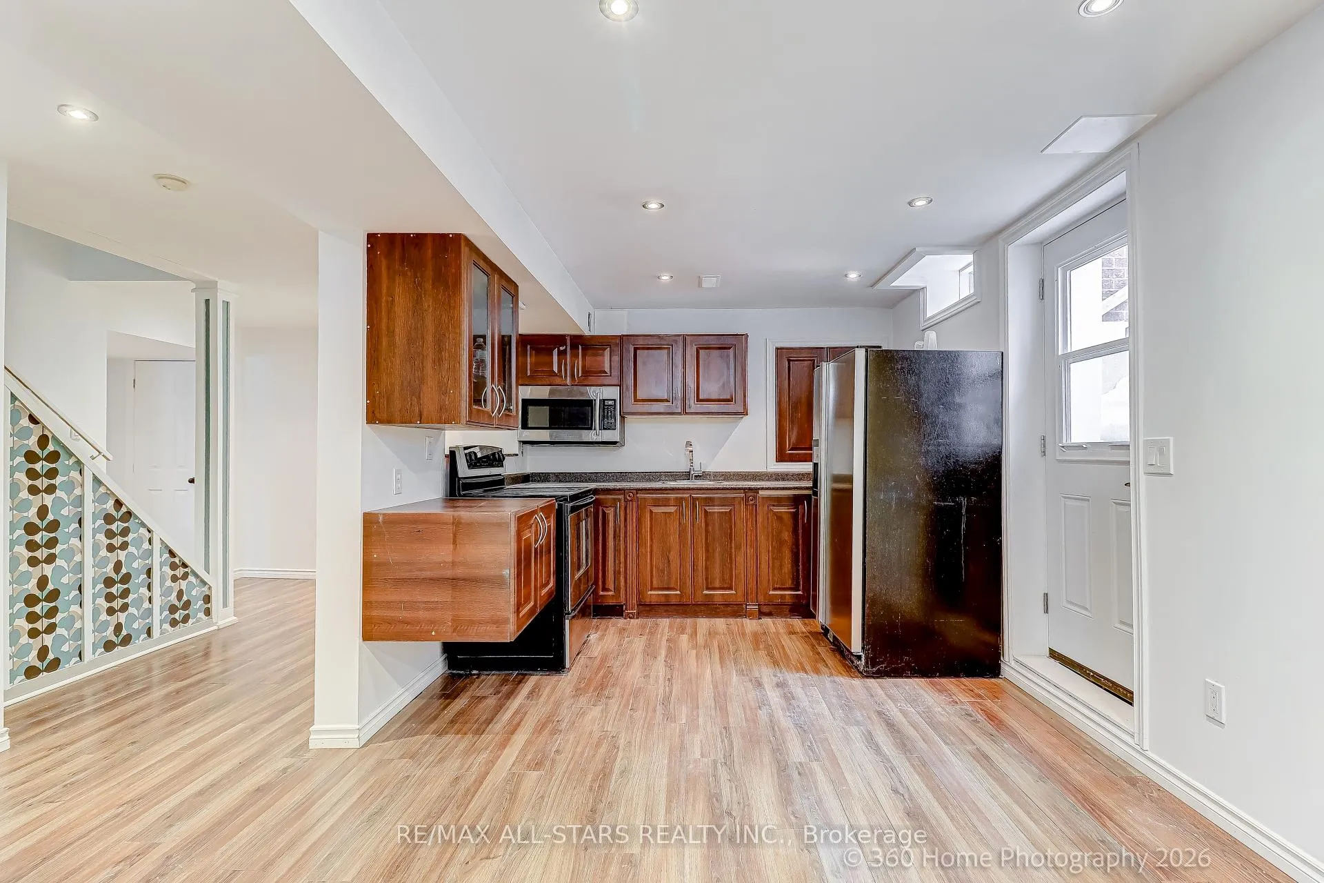 Photo 3 of 6 Amberview Drive, Georgina, Keswick South — HOMEH