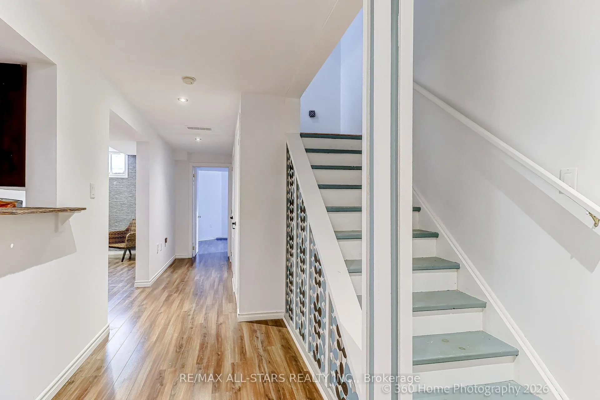 Photo 7 of 6 Amberview Drive, Georgina, Keswick South — HOMEH