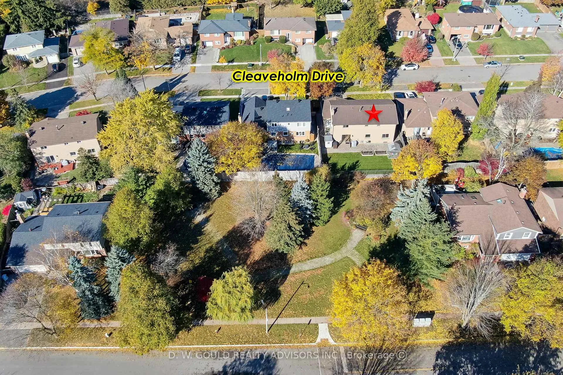 Photo 6 of 41 Cleaveholm Drive, Halton Hills, Georgetown — HOMEH
