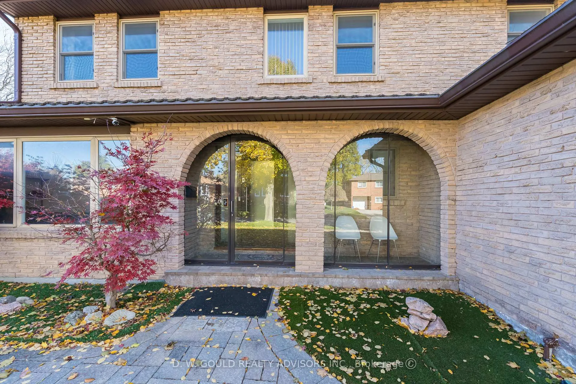 Photo 8 of 41 Cleaveholm Drive, Halton Hills, Georgetown — HOMEH