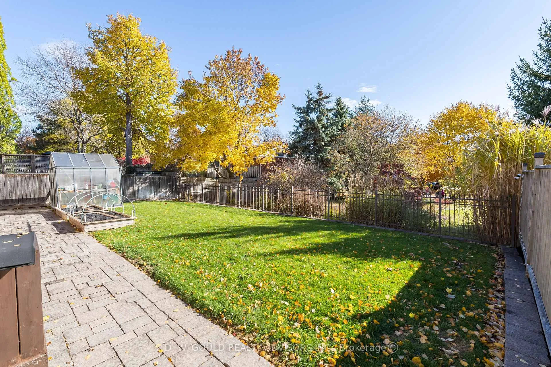 Photo 9 of 41 Cleaveholm Drive, Halton Hills, Georgetown — HOMEH
