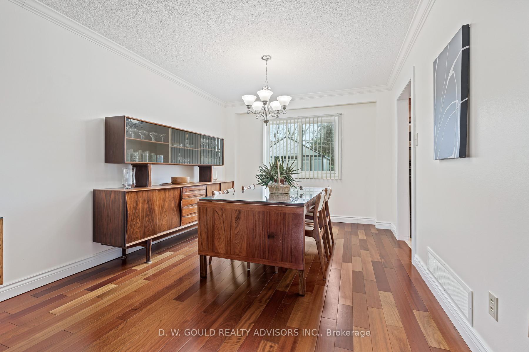 Photo 35 of 41 Cleaveholm Drive, Halton Hills, Georgetown — HOMEH