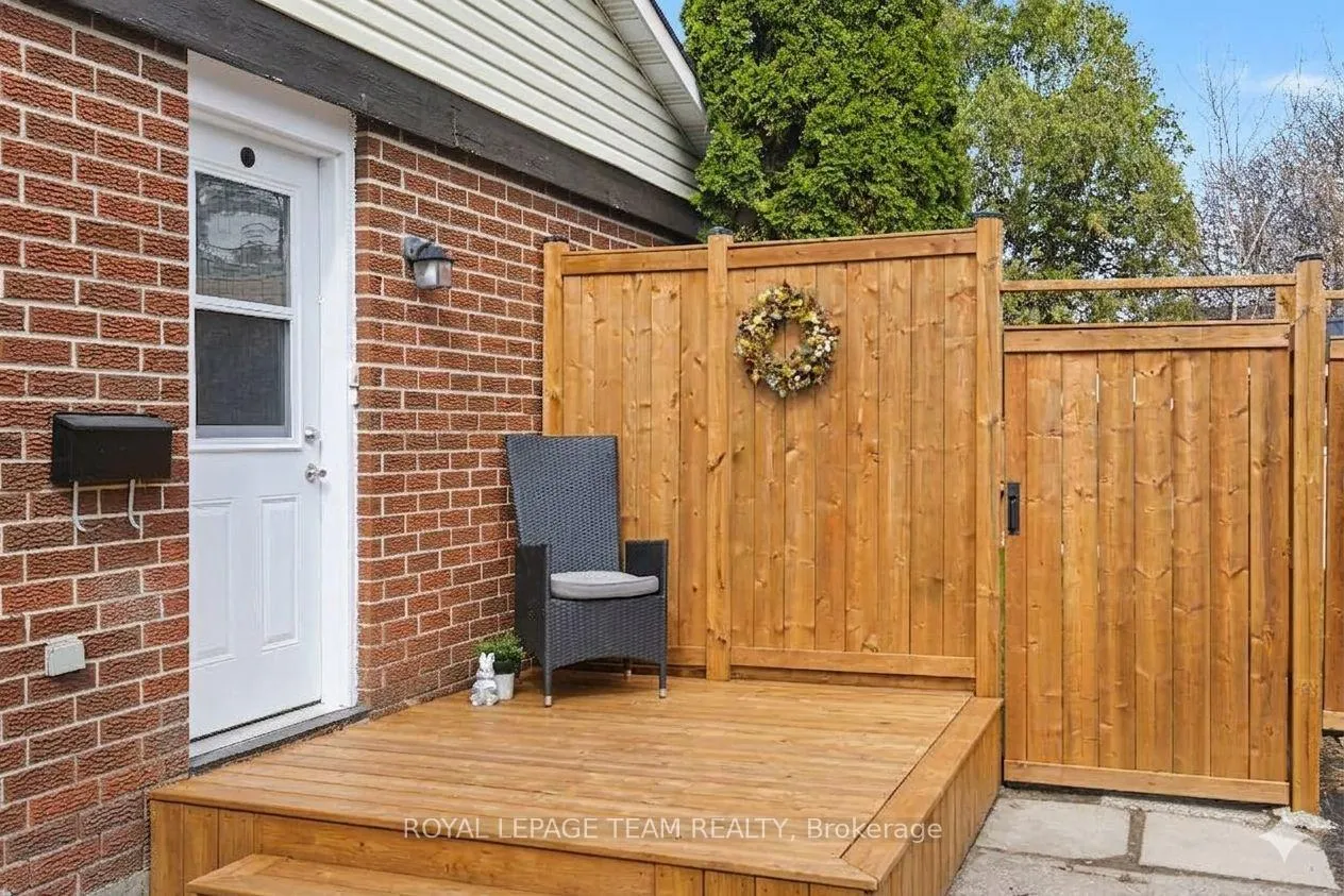 Photo 2 of 23 Spearman Lane, Ottawa, Kanata - Glencairn/Hazeldean — HOMEH
