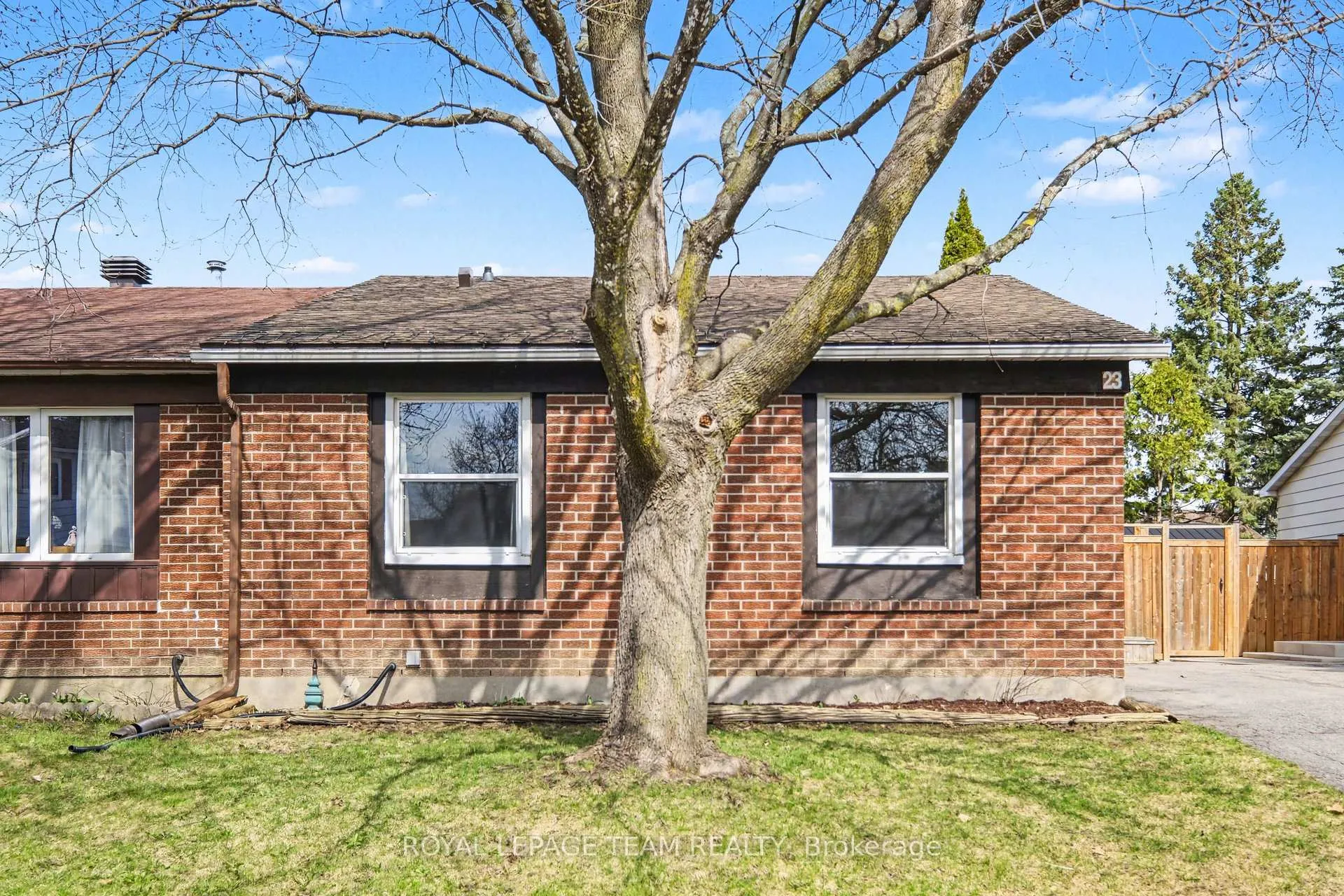 Photo 3 of 23 Spearman Lane, Ottawa, Kanata - Glencairn/Hazeldean — HOMEH