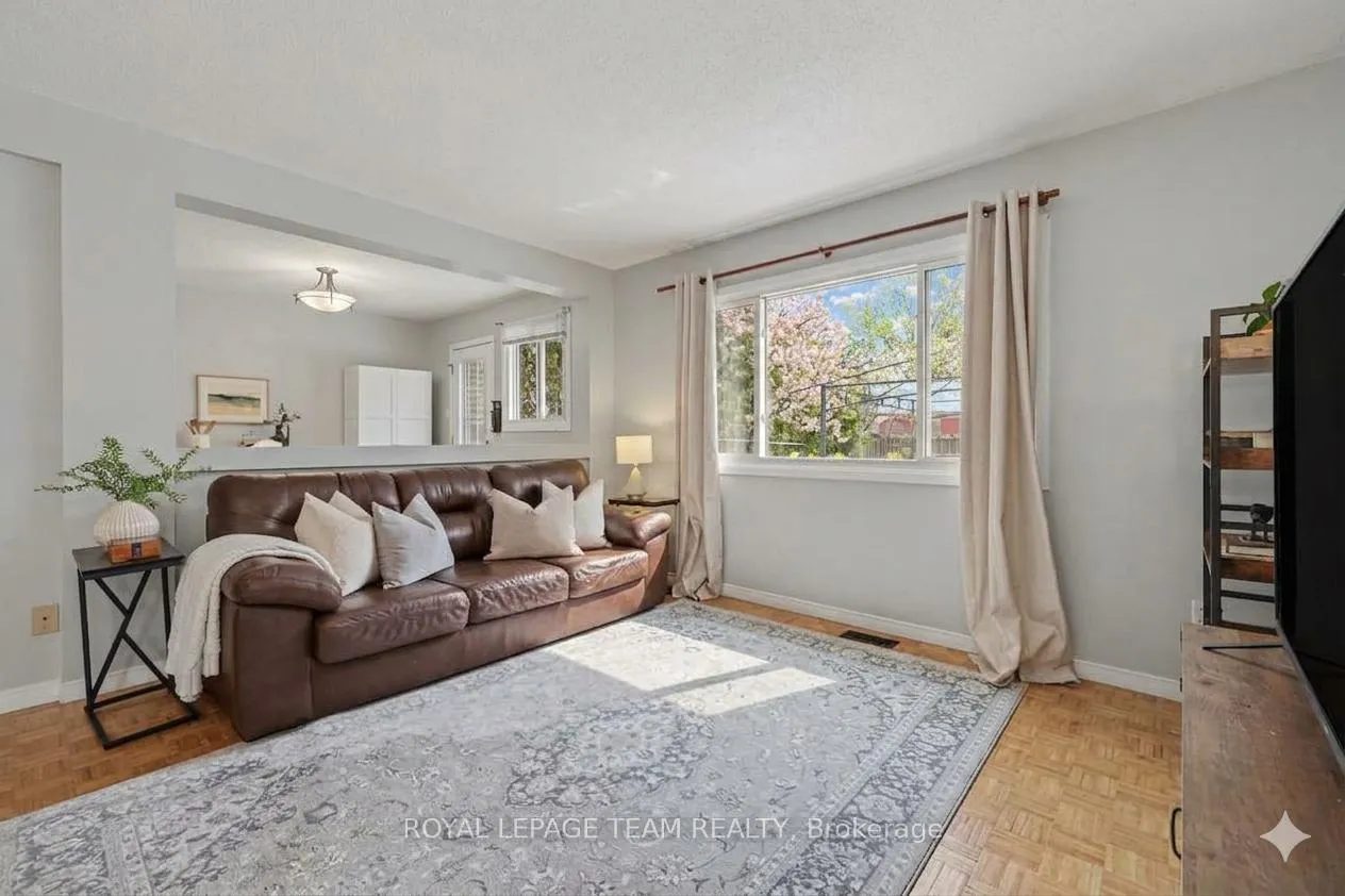 Photo 6 of 23 Spearman Lane, Ottawa, Kanata - Glencairn/Hazeldean — HOMEH