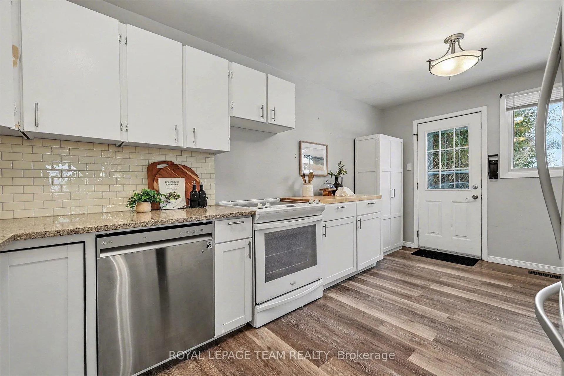 Photo 8 of 23 Spearman Lane, Ottawa, Kanata - Glencairn/Hazeldean — HOMEH