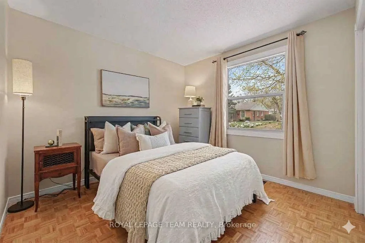 Photo 13 of 23 Spearman Lane, Ottawa, Kanata - Glencairn/Hazeldean — HOMEH
