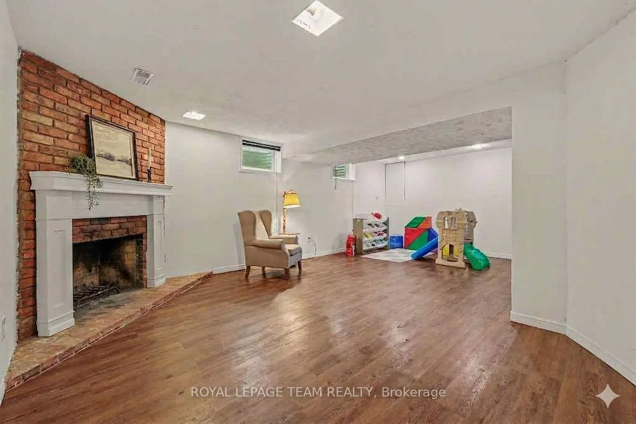 Photo 18 of 23 Spearman Lane, Ottawa, Kanata - Glencairn/Hazeldean — HOMEH