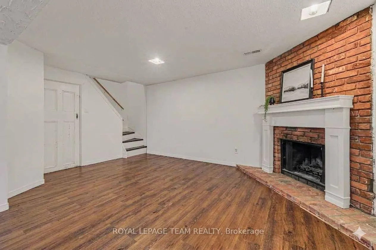 Photo 20 of 23 Spearman Lane, Ottawa, Kanata - Glencairn/Hazeldean — HOMEH