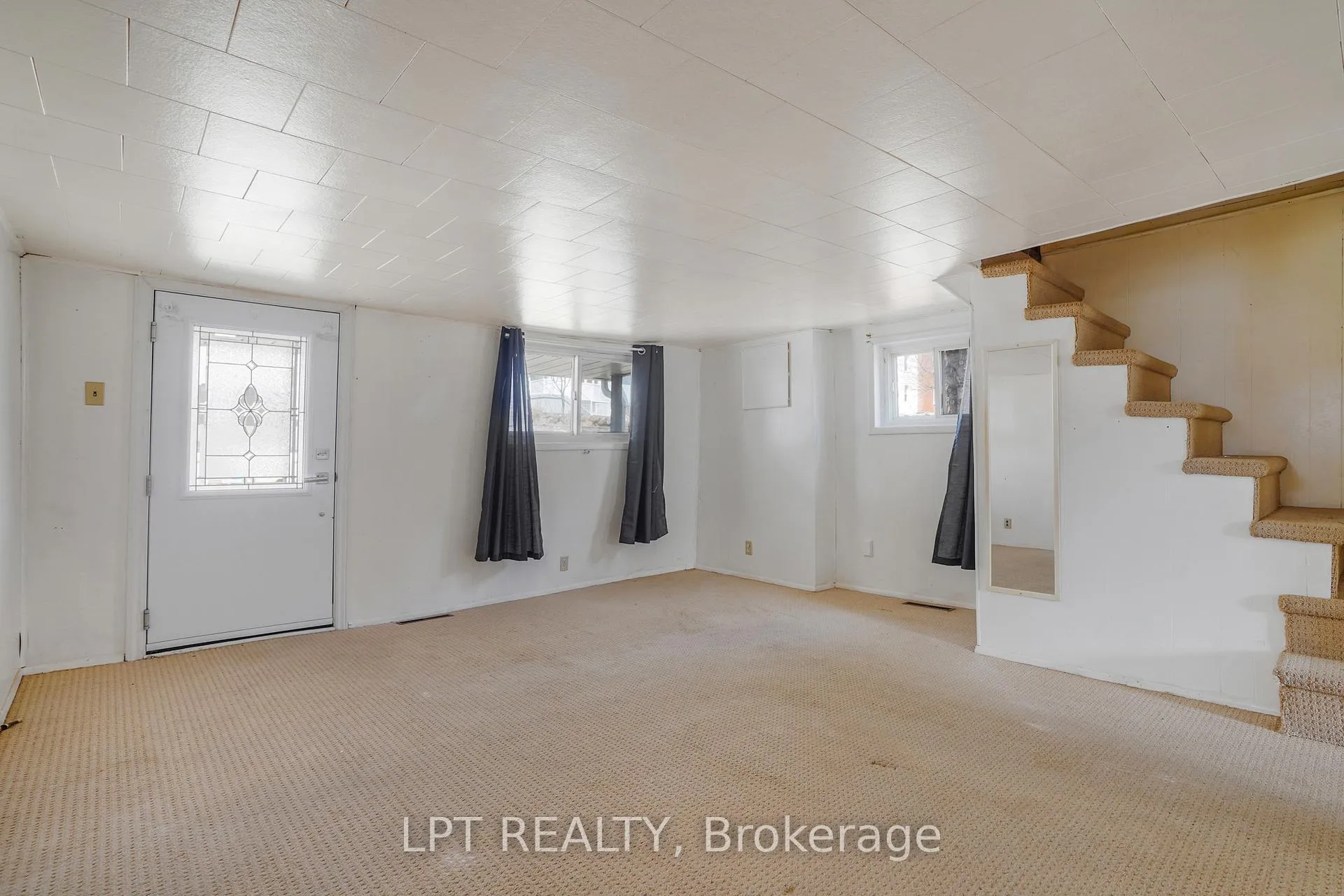 Photo 5 of 47 Bertha Street E, Champlain, Vankleek Hill — HOMEH