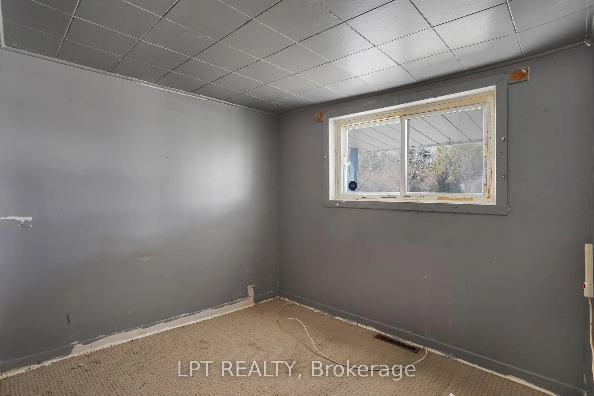 Photo 8 of 47 Bertha Street E, Champlain, Vankleek Hill — HOMEH