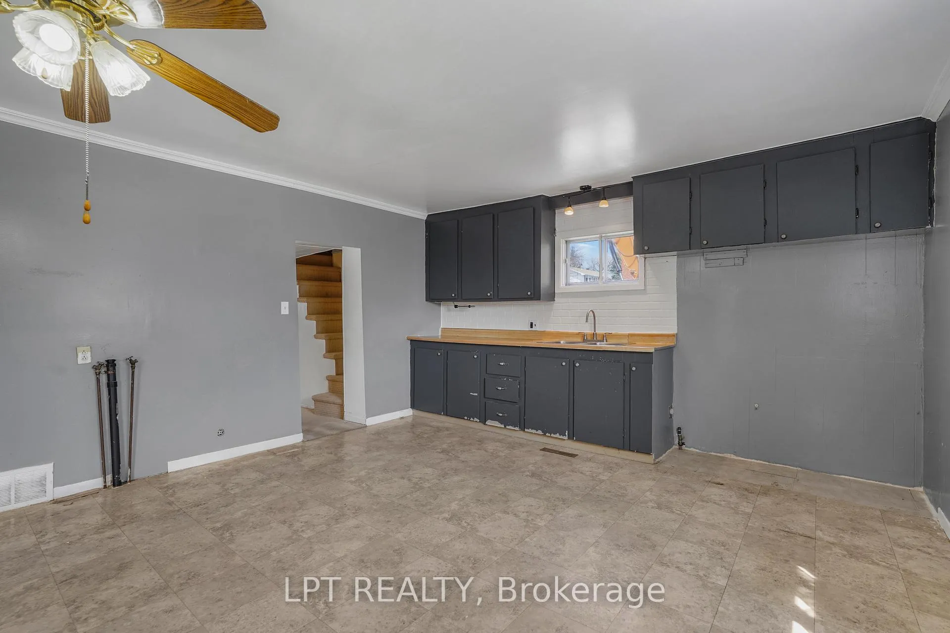 Photo 12 of 47 Bertha Street E, Champlain, Vankleek Hill — HOMEH