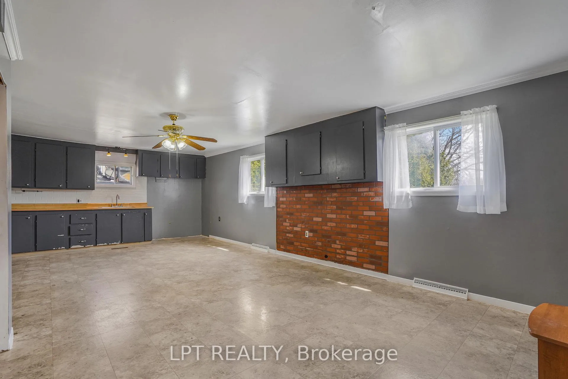 Photo 15 of 47 Bertha Street E, Champlain, Vankleek Hill — HOMEH