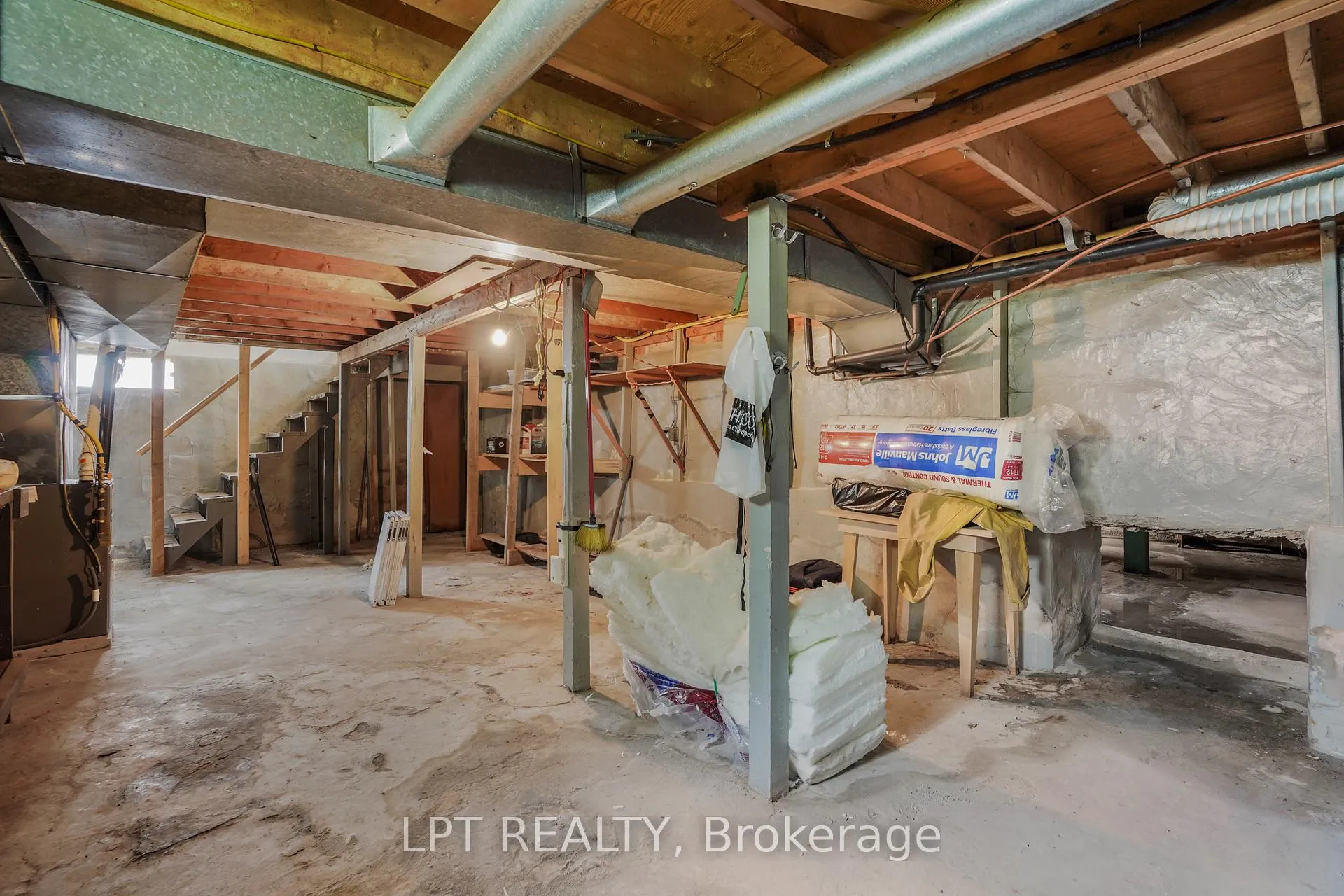 Photo 17 of 47 Bertha Street E, Champlain, Vankleek Hill — HOMEH
