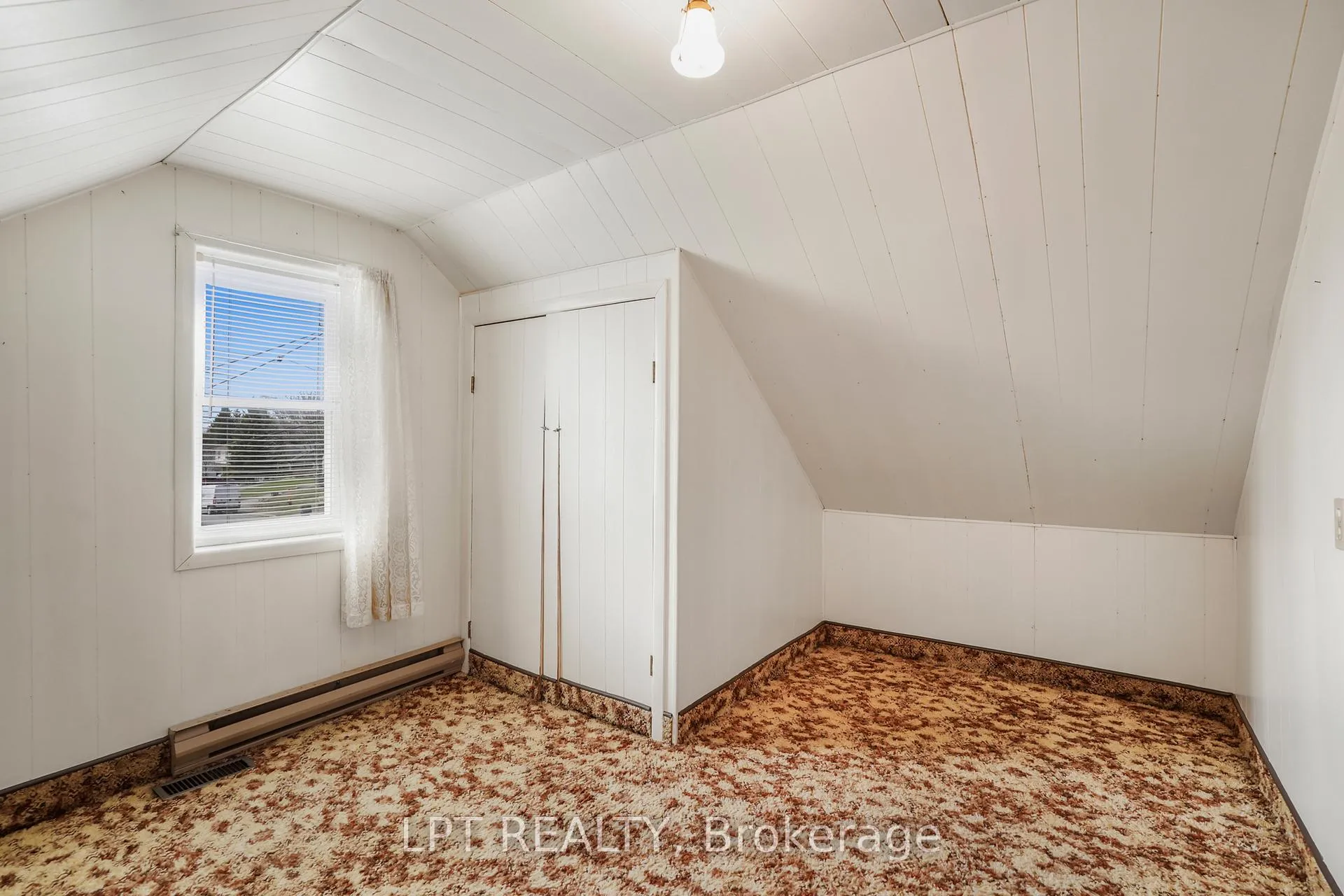 Photo 20 of 47 Bertha Street E, Champlain, Vankleek Hill — HOMEH