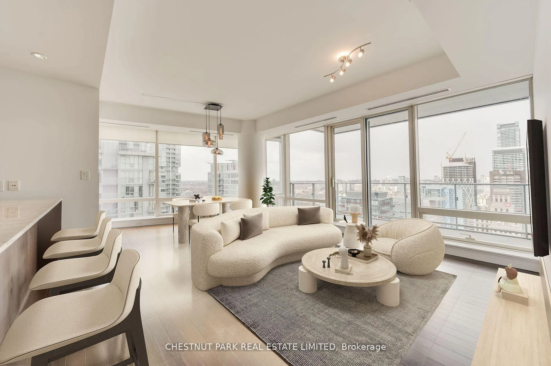 Photo 2 of Unit 3205, 180 University Avenue, Toronto, Bay Street Corridor — HOMEH