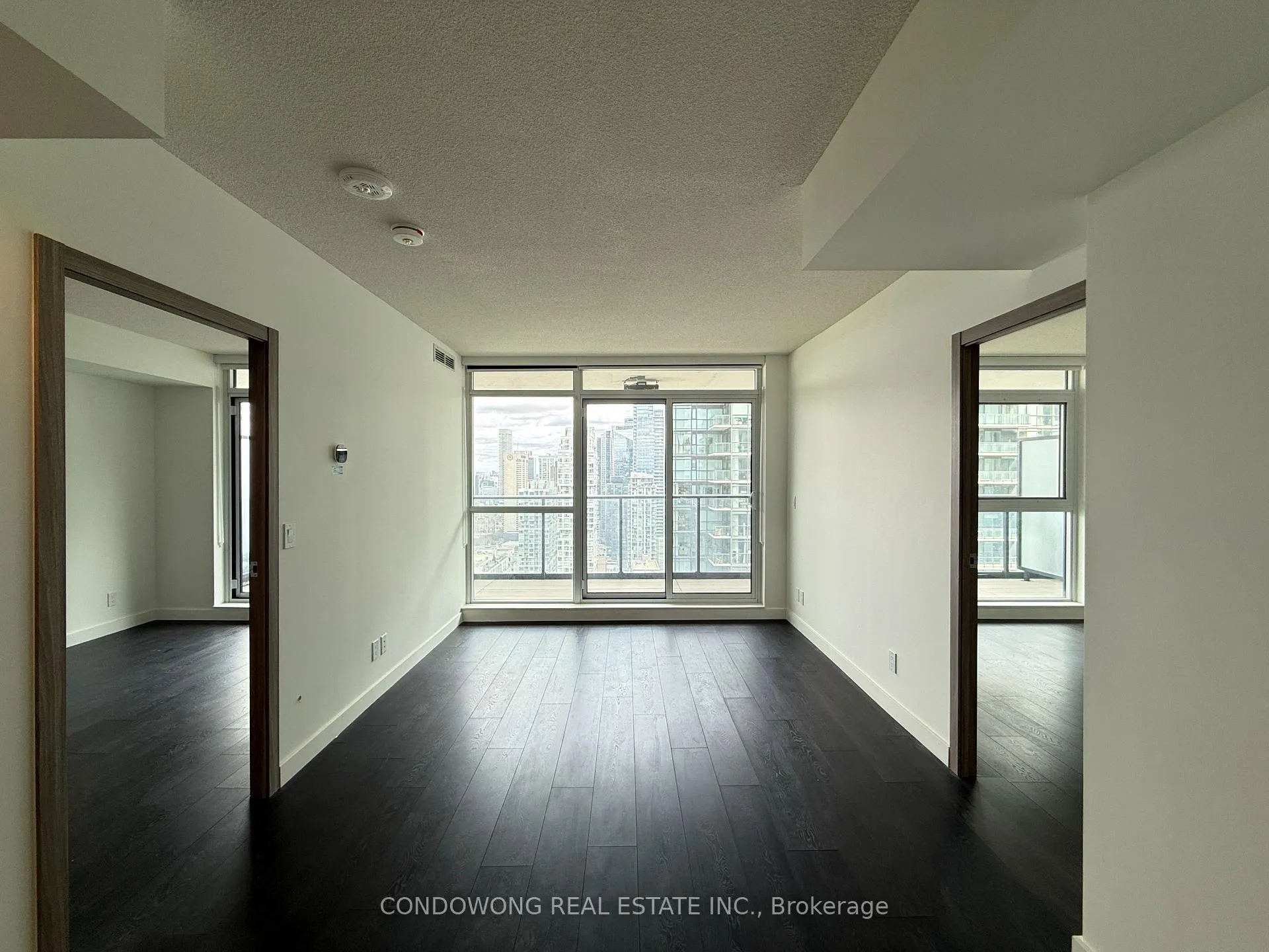 Photo 3 of Unit 4305, 38 Widmer Street, Toronto, Waterfront Communities — HOMEH