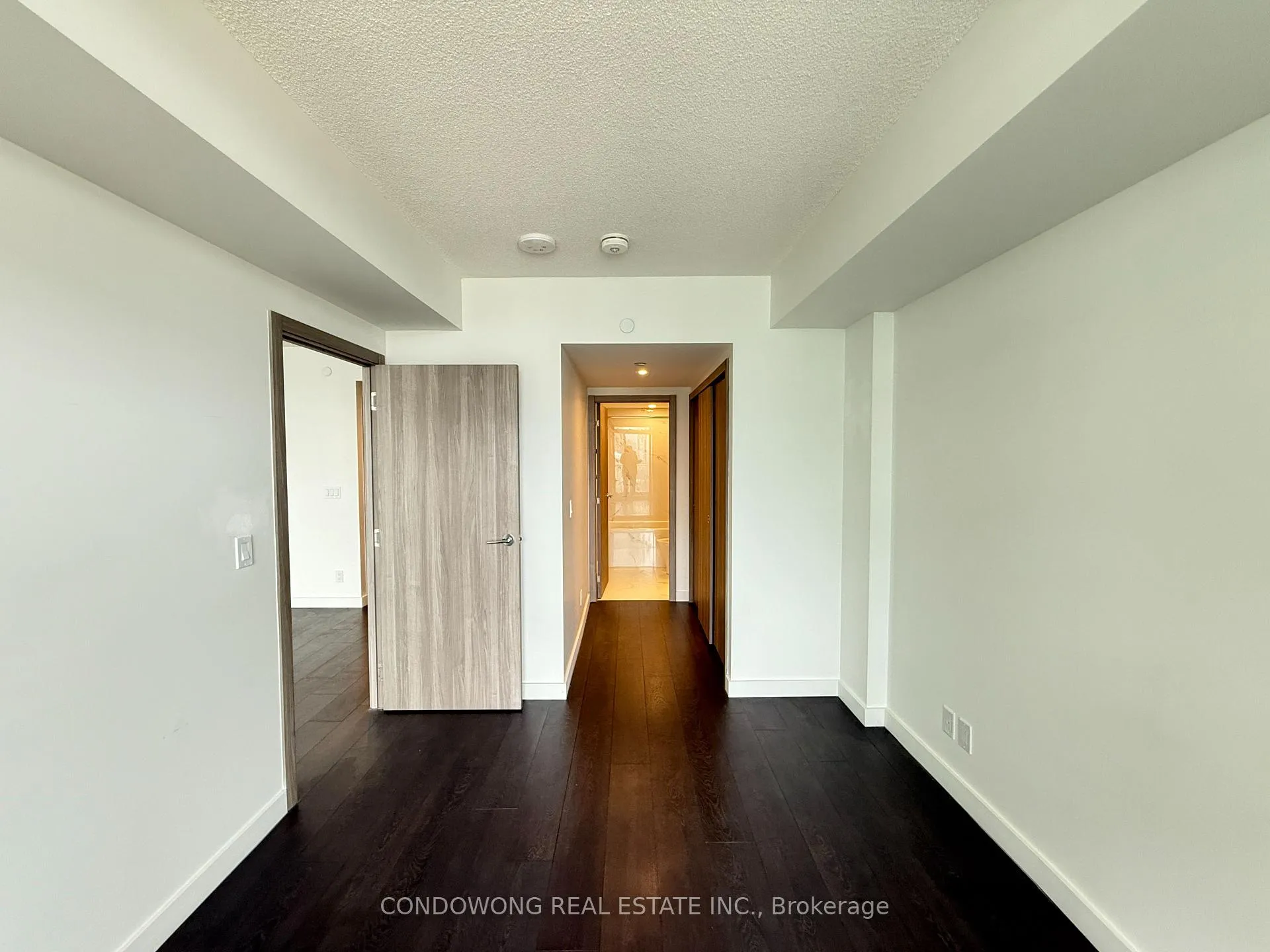 Photo 5 of Unit 4305, 38 Widmer Street, Toronto, Waterfront Communities — HOMEH