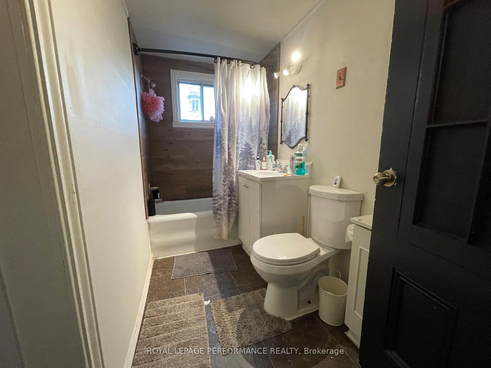 Photo 12 of 402 Pitt Street, Cornwall — HOMEH