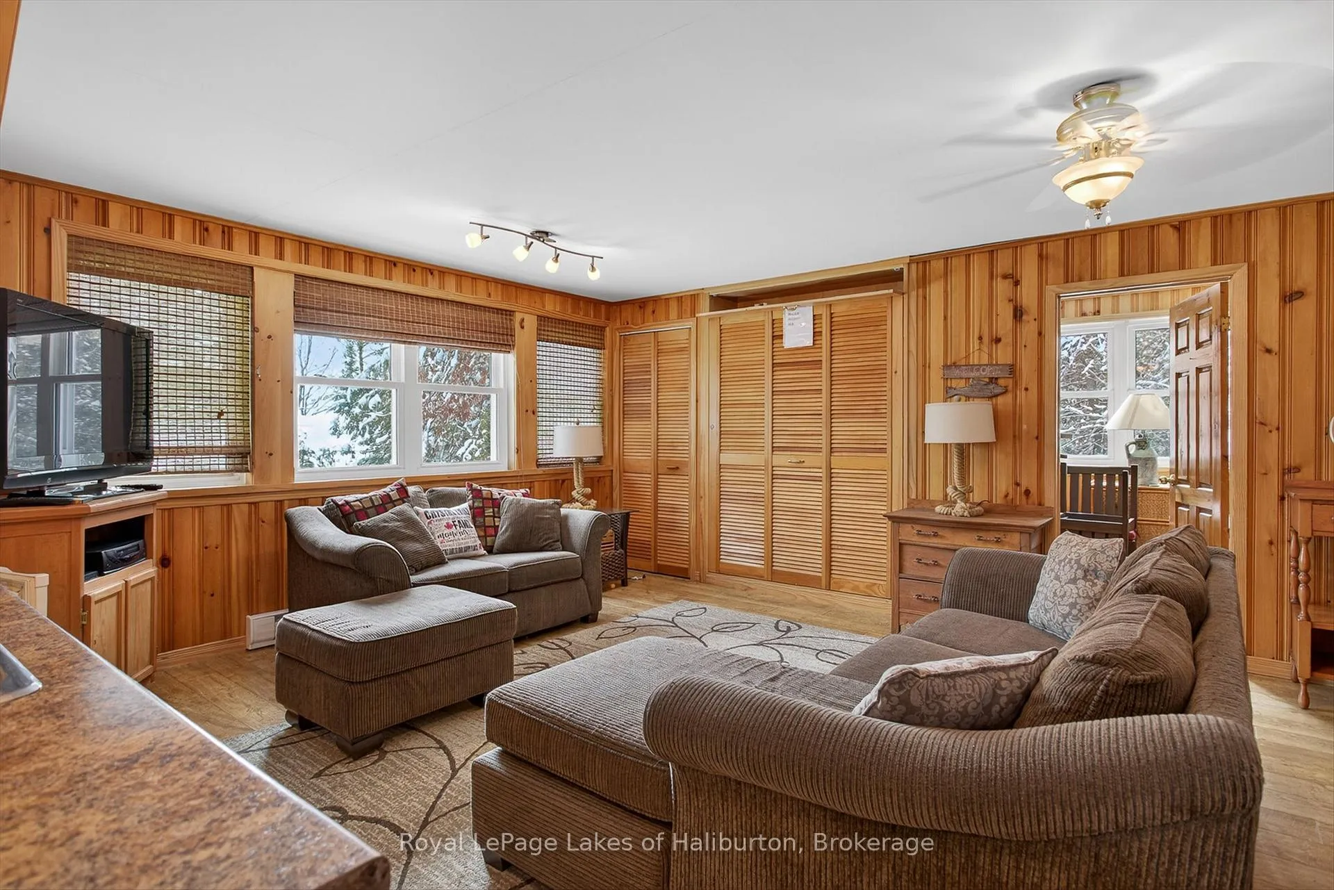 Photo 36 of 54 Clearview Drive, Trent Lakes — HOMEH
