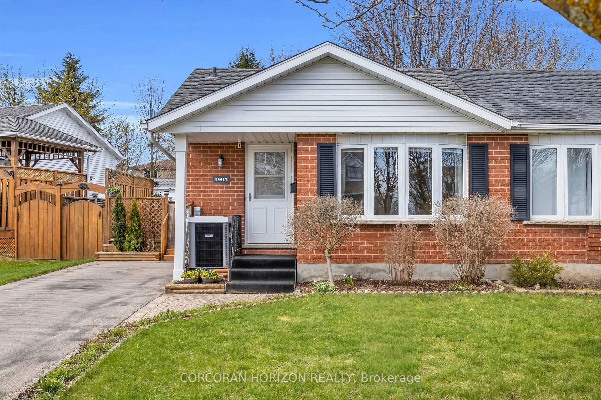 Photo 4 of 199A Auburn Drive, Waterloo — HOMEH