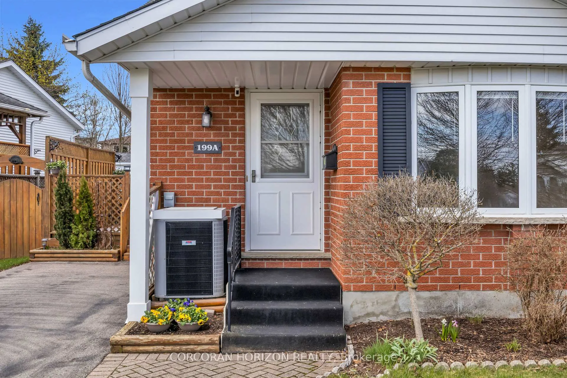 Photo 5 of 199A Auburn Drive, Waterloo — HOMEH