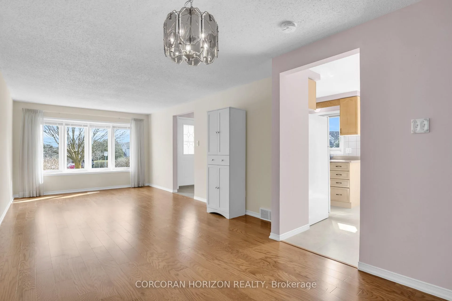 Photo 13 of 199A Auburn Drive, Waterloo — HOMEH
