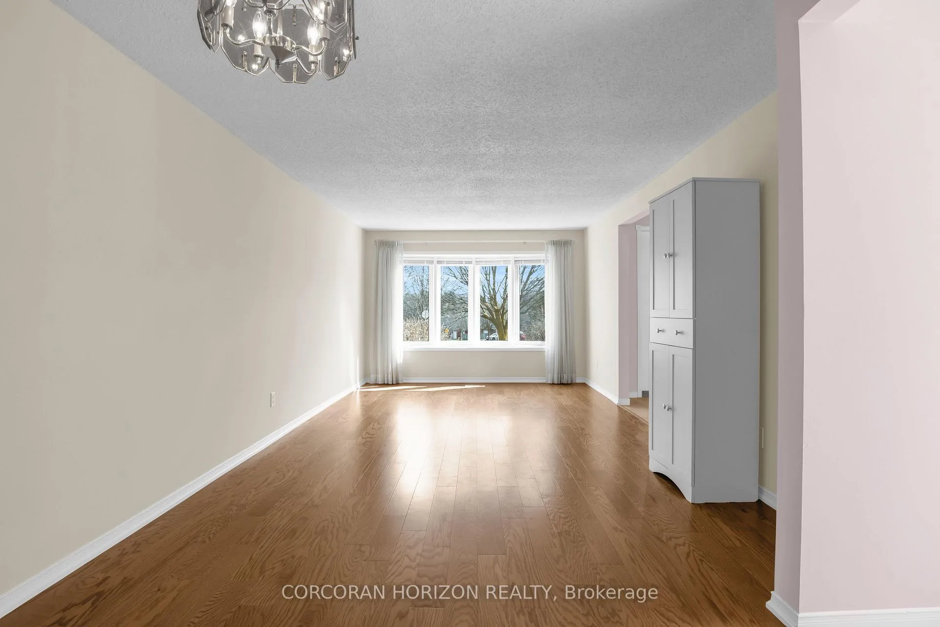 Photo 14 of 199A Auburn Drive, Waterloo — HOMEH